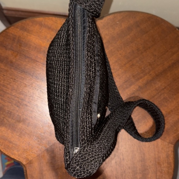 The SAK  shoulder bag  Small  crochet Black   nylon lining  exterior pocket NWOT - Picture 9 of 17